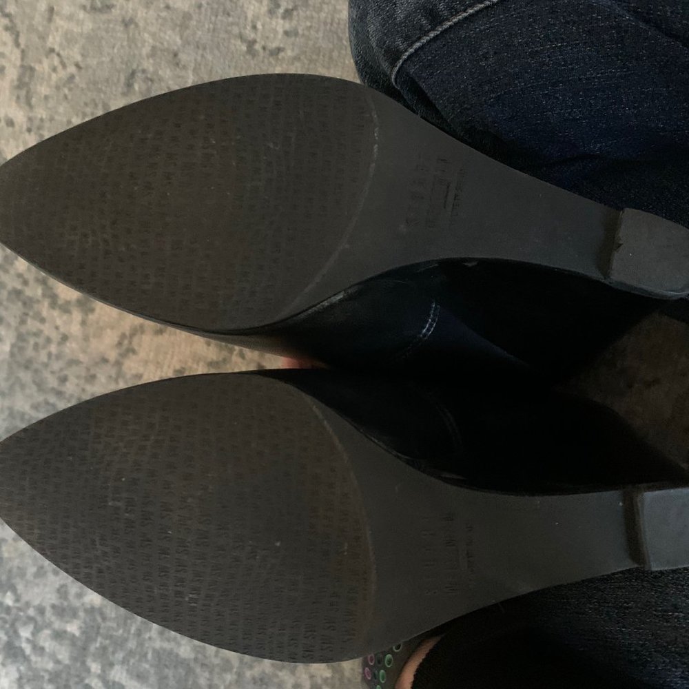 Stuart Weitzman Booties Size 7m Made In Spain! Euc - image 3